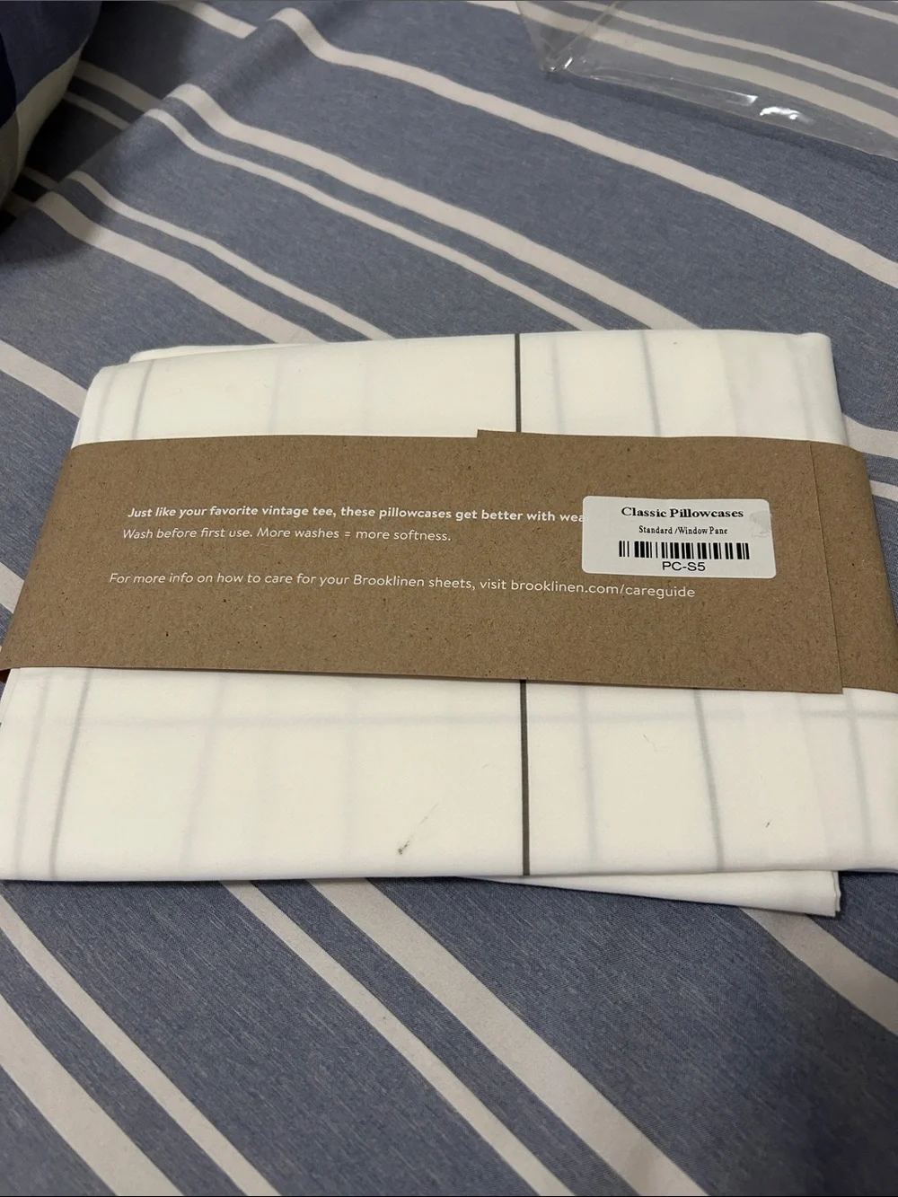 NWT Brooklinen Pillowcase Set
